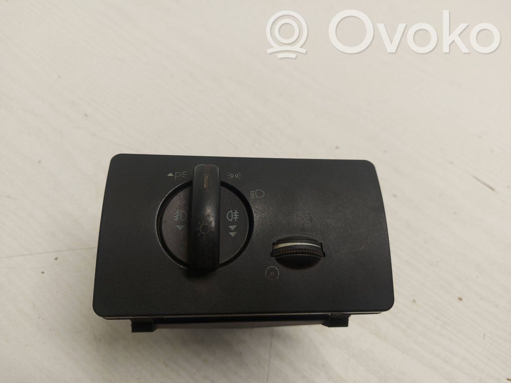 Ford Mondeo Mk III Light switch 