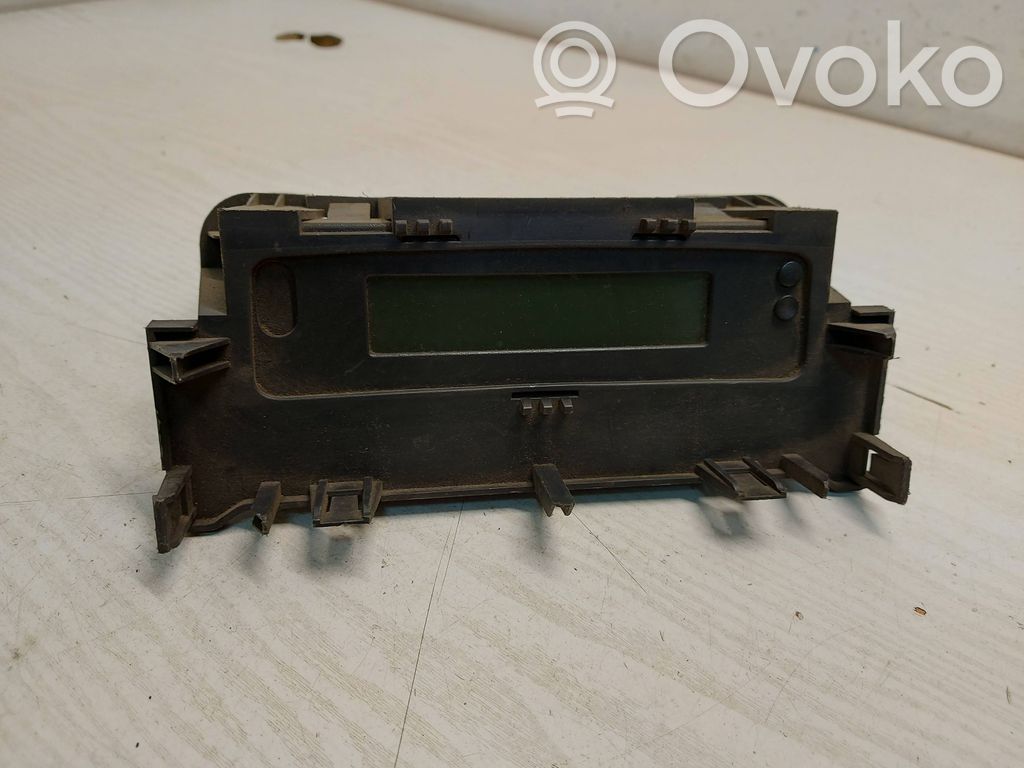 Renault Megane II Screen/display/small screen 
