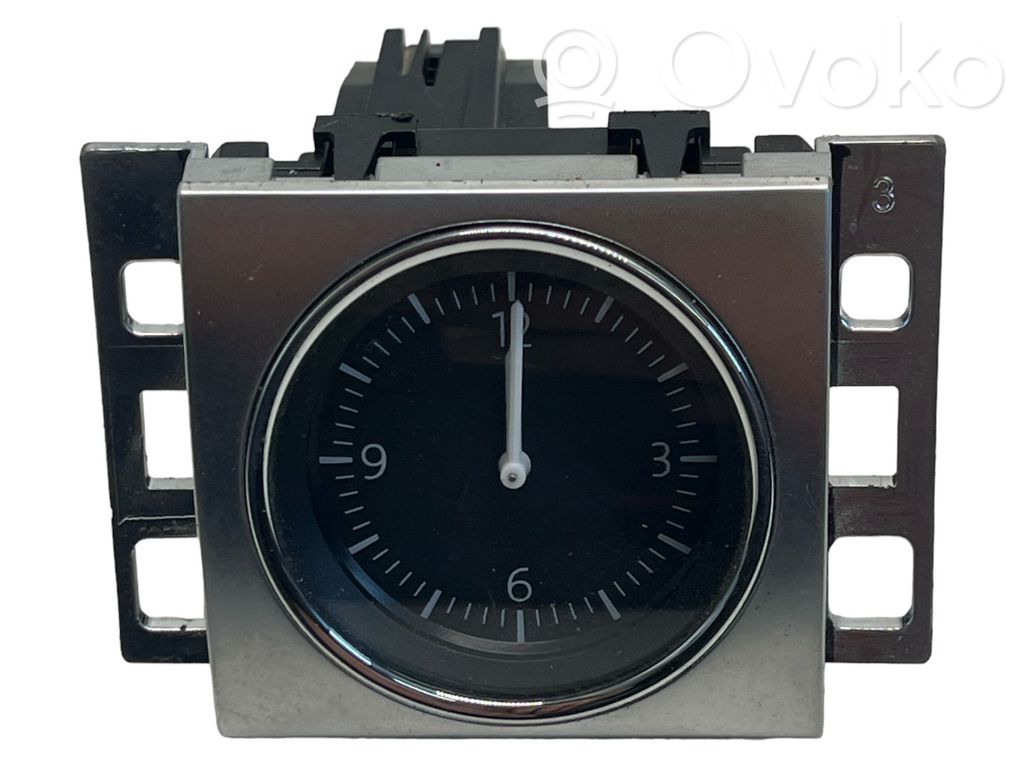 Volkswagen PASSAT B7 Clock 