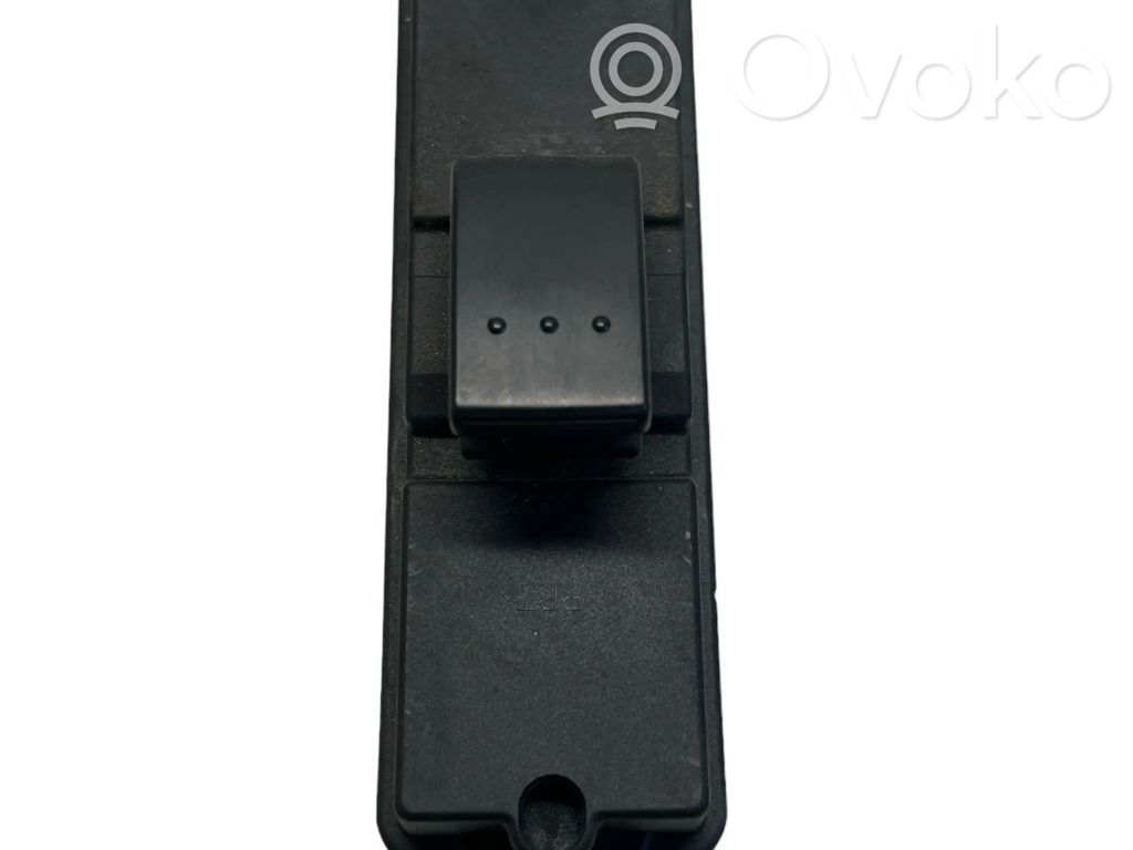 Mazda 3 I Electric window control switch 
