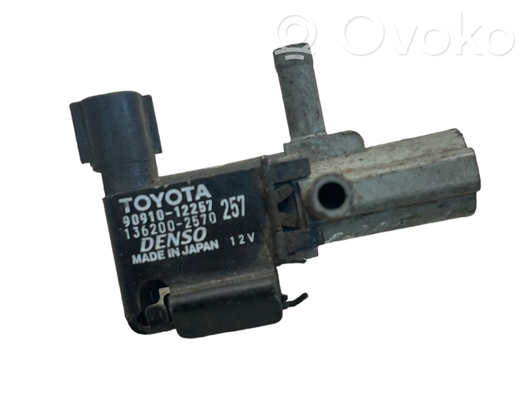 Toyota Corolla E120 E130 Electroválvula del turbo 