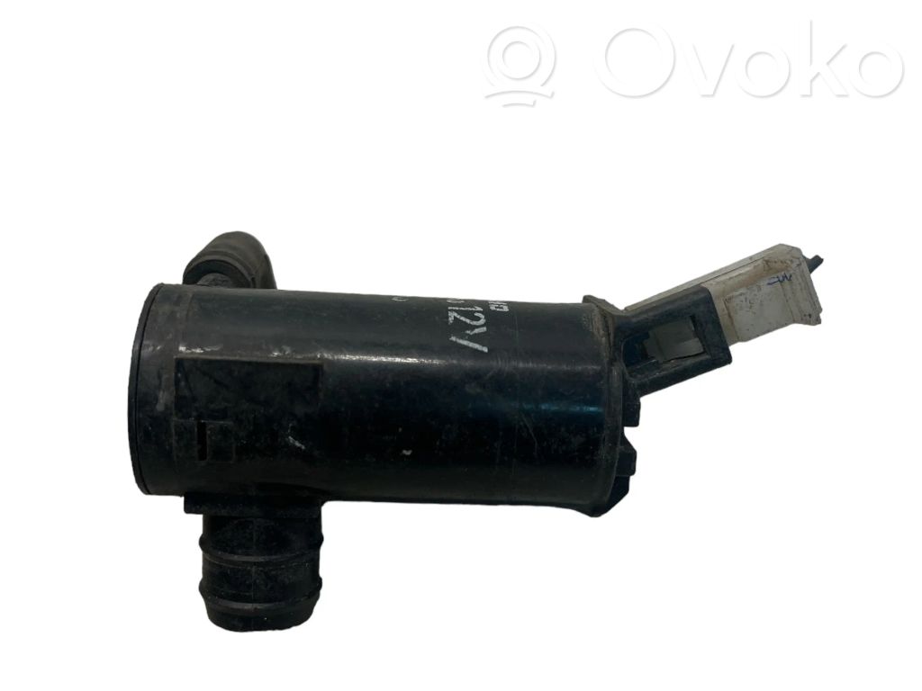 Mazda 626 Windscreen/windshield washer pump 