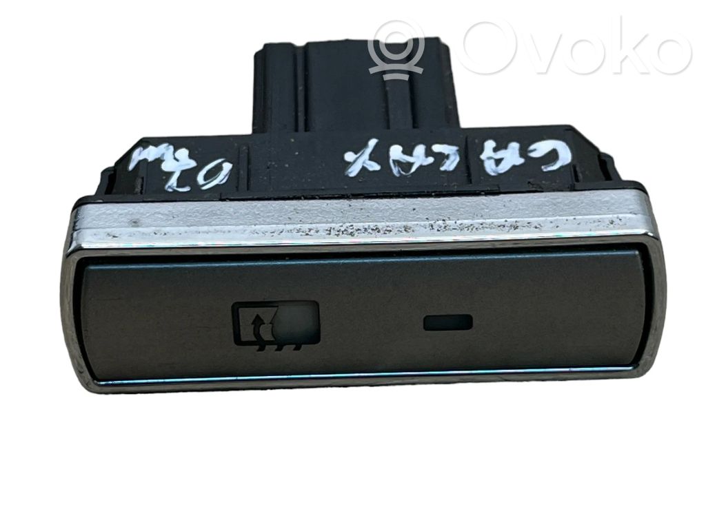 Windscreen/window heater switch   6M2T18C621