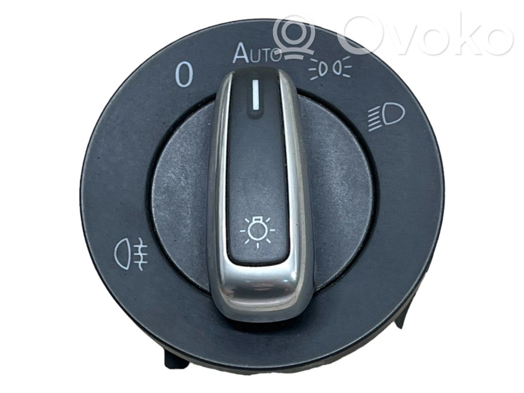 Volkswagen PASSAT CC Light switch 
