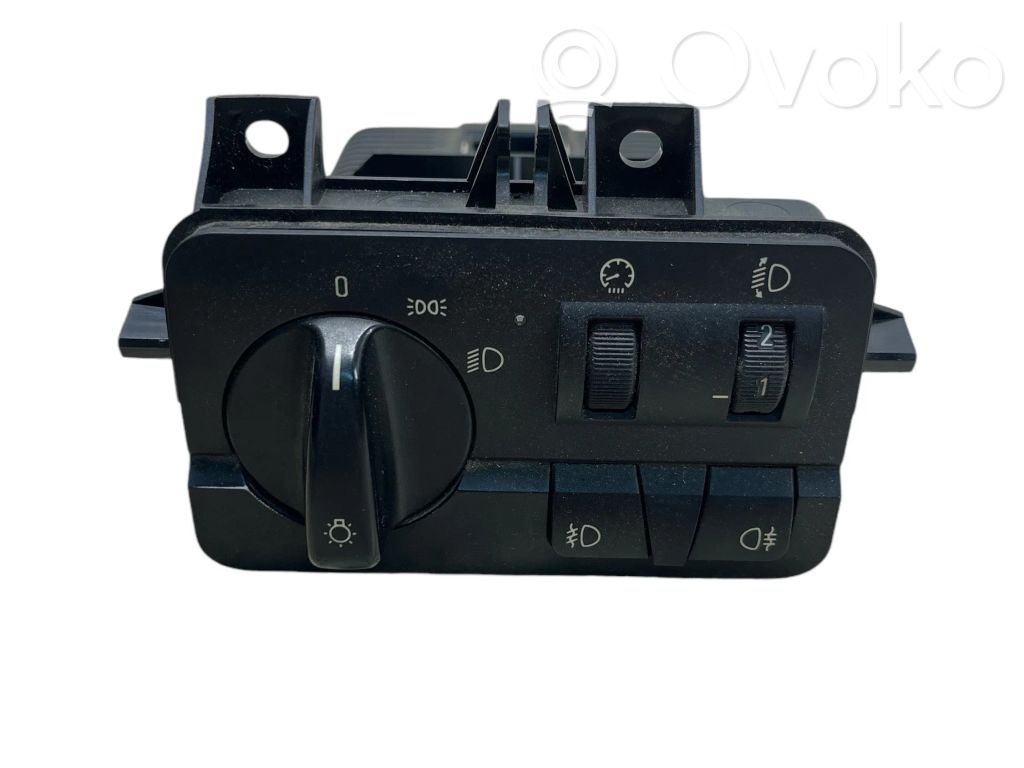 Light switch   61316901429,0219757,086480051