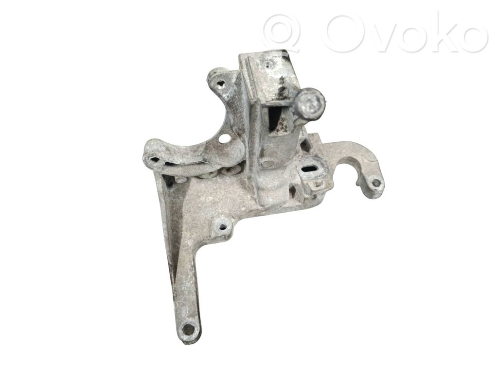 Ford Fiesta Fuel pump bracket 