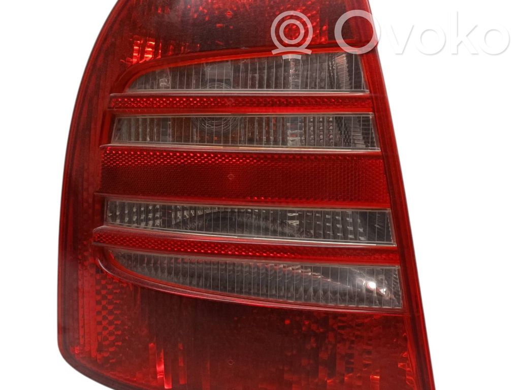 Skoda Superb B5 (3U) Lampa tylna 