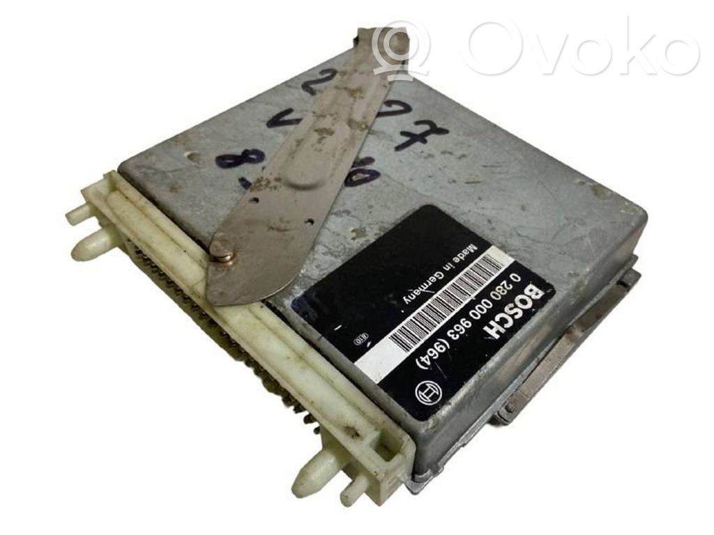Volvo 850 Engine control unit/module 
