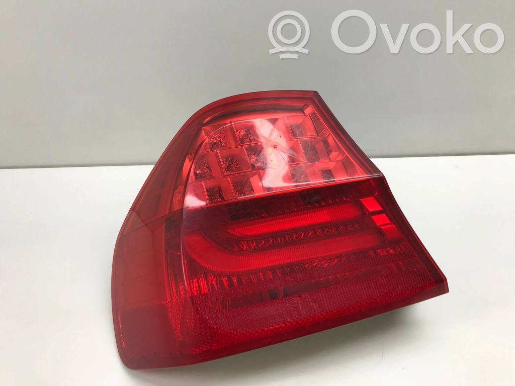 Rear/tail lights   7154153