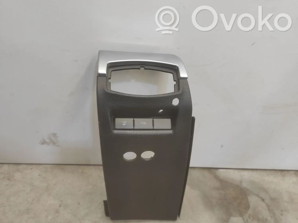 Ford Explorer V Dashboard glove box trim 