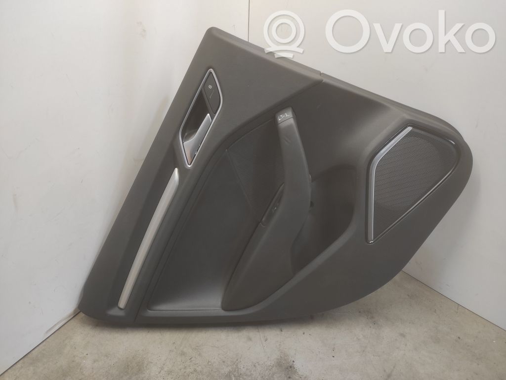Audi A3 S3 8V Moldura del tarjetero de la puerta trasera 