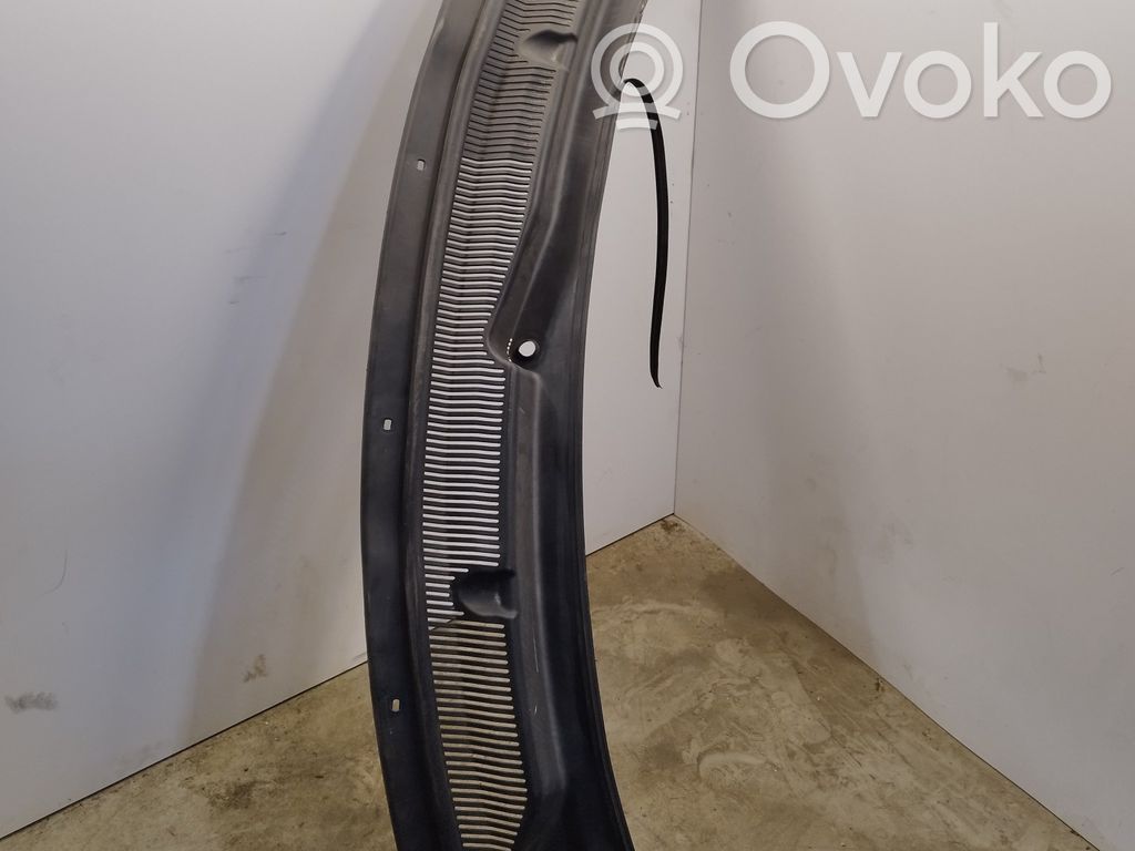 Ford Explorer V Wiper trim 