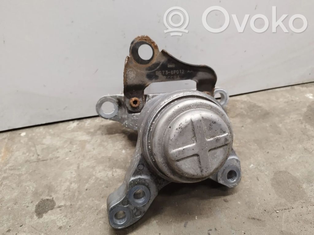 Engine mount bracket   DS736F012,DS736F012AA