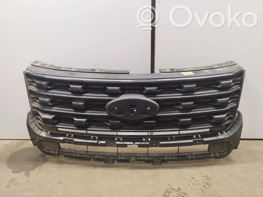 Ford Explorer V Kulmapaneelin paineventtiili 