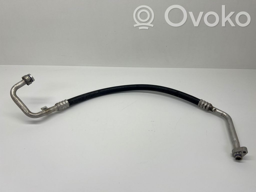 Audi A5 Ilmastointilaitteen putki (A/C) 