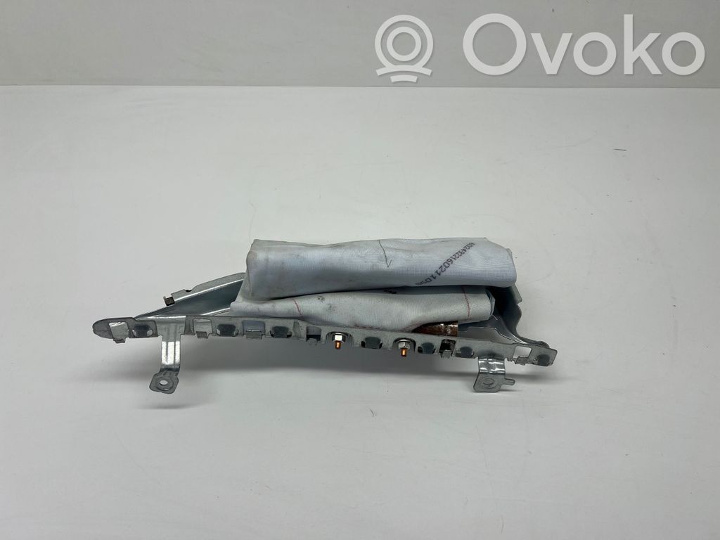 BMW 6 F06 Gran coupe Sivuturvatyyny 