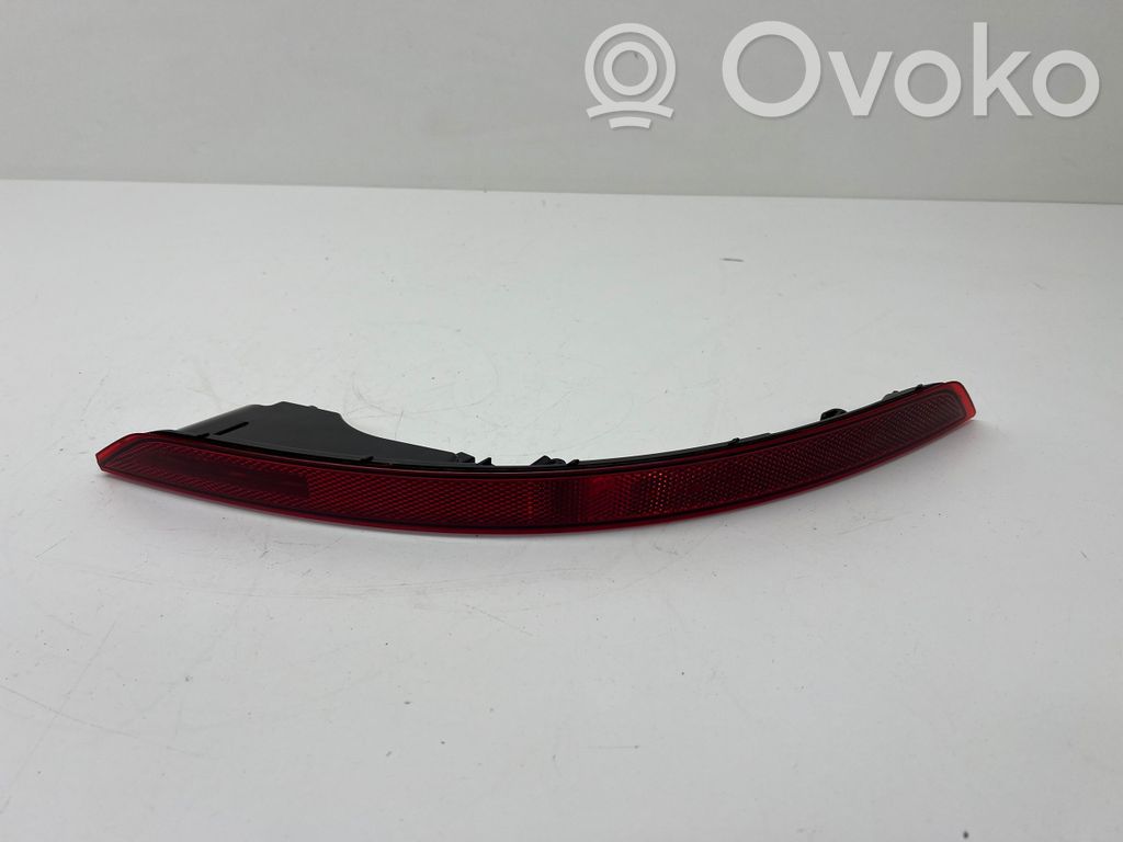 Audi Q8 Reflector de faros/luces traseros 