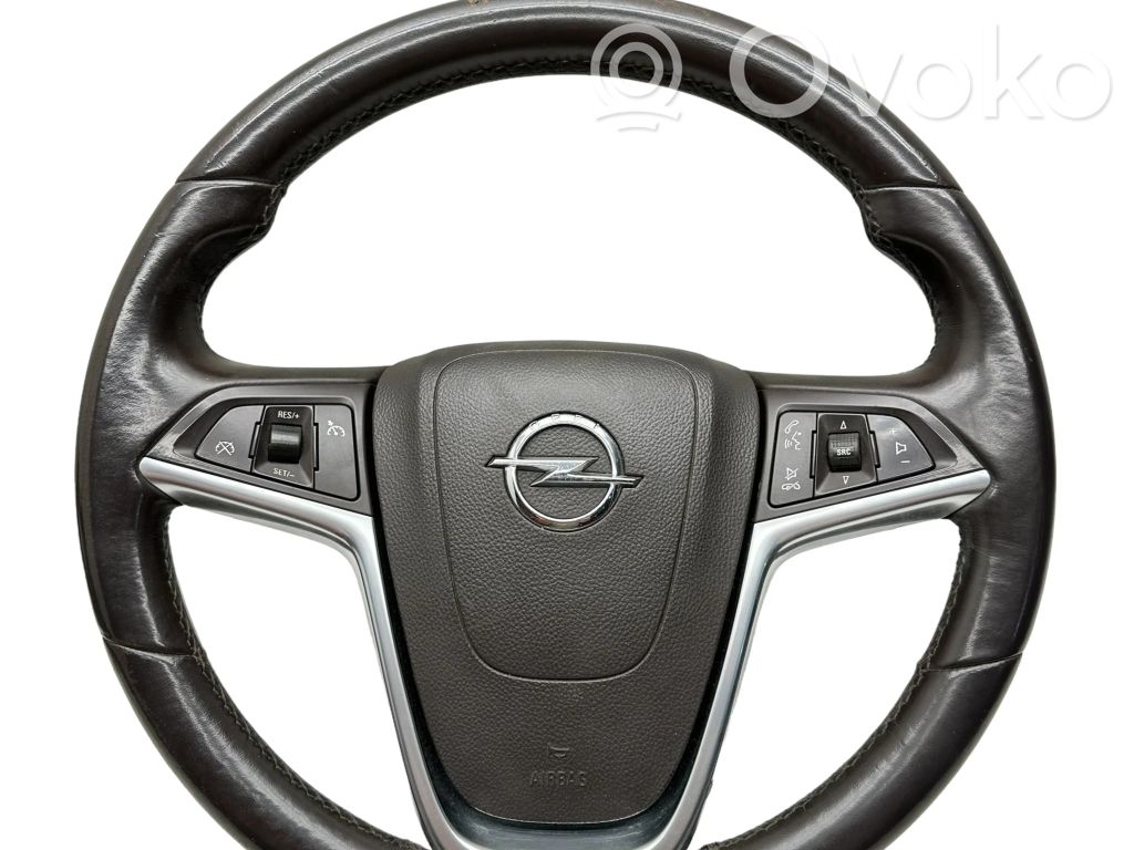 Opel Insignia A Ohjauspyörä 