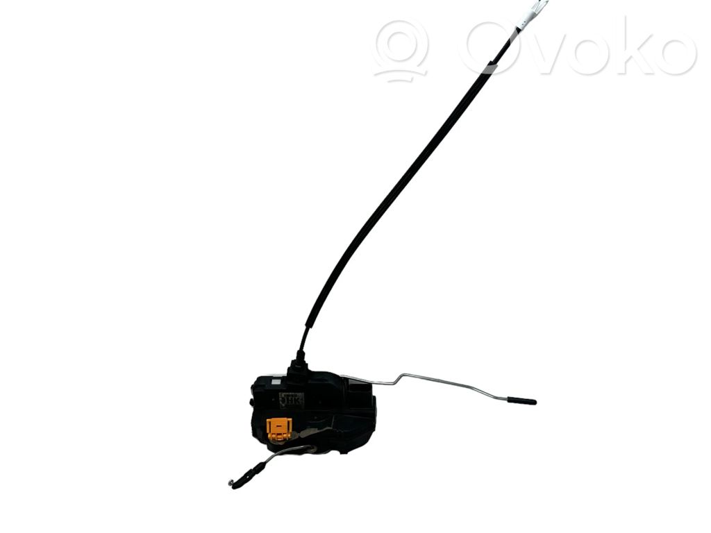 Opel Insignia A Front door lock 