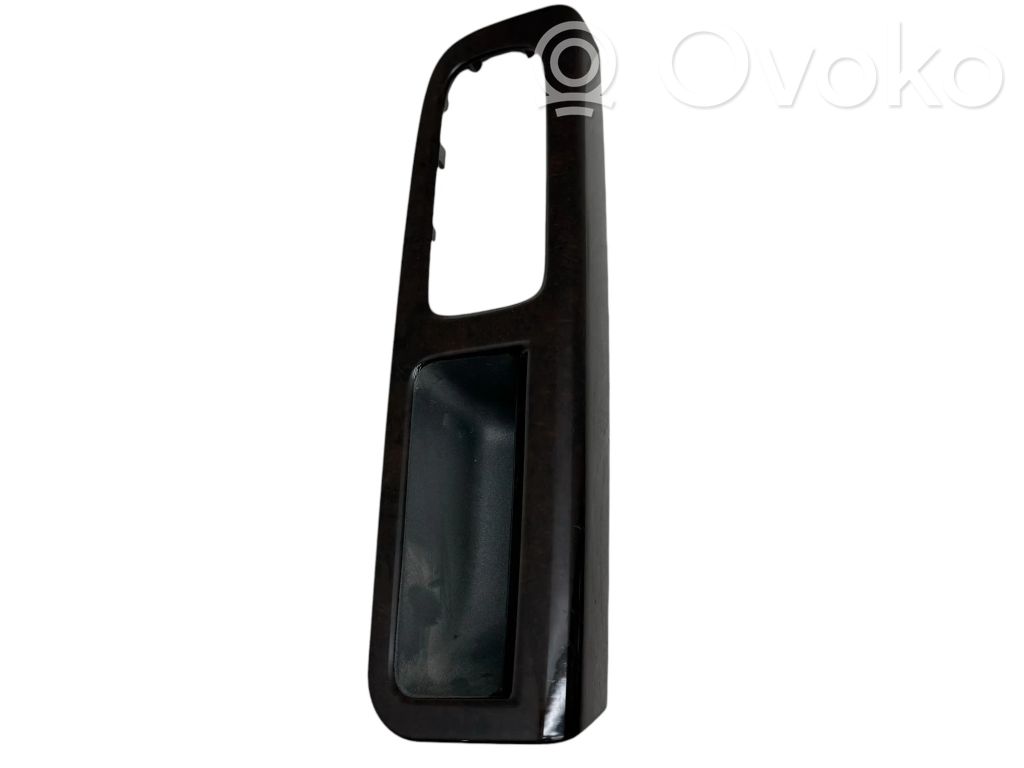 Volvo V50 Front door interior handle trim 