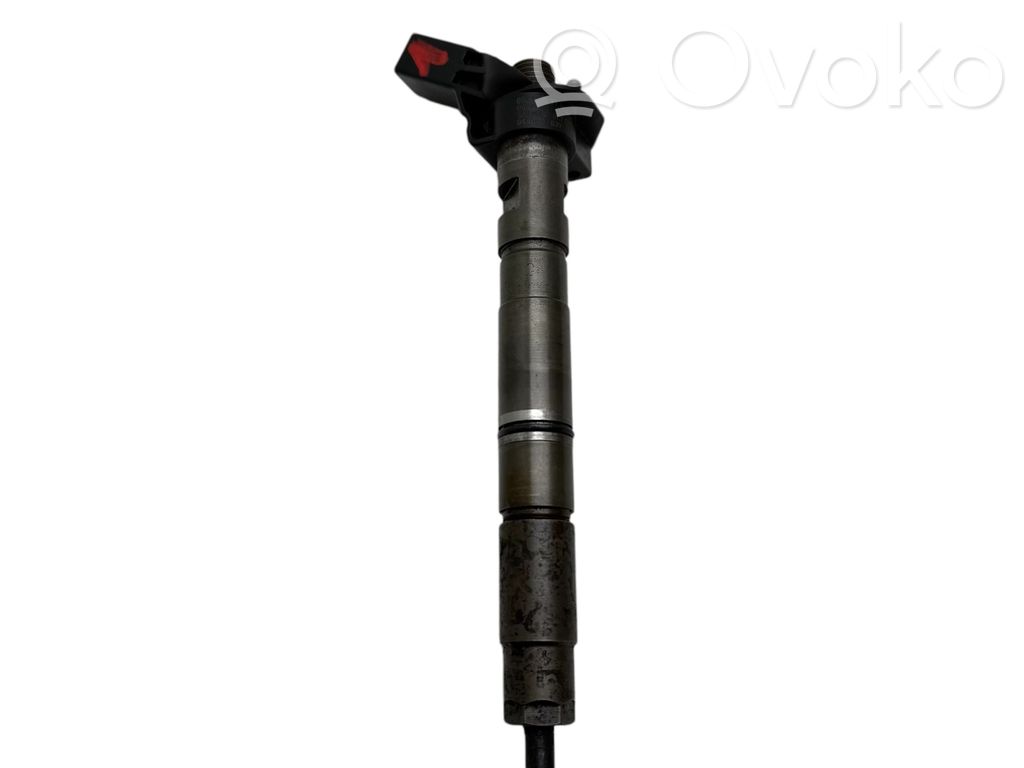 Audi A6 S6 C6 4F Fuel injector 