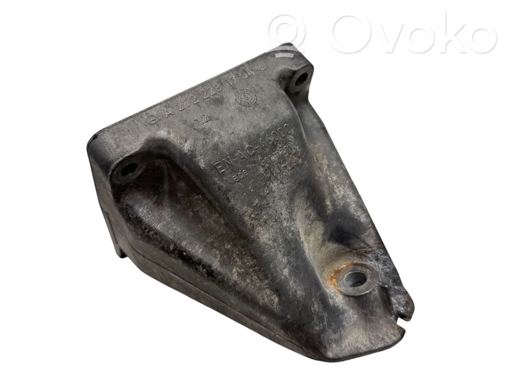 Mercedes-Benz S W221 Engine mounting bracket 