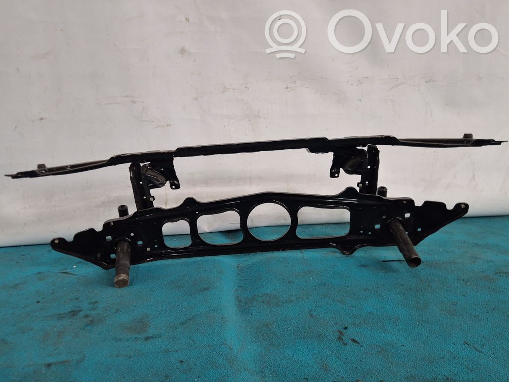 BMW 5 E39 Radiatorių panelė 