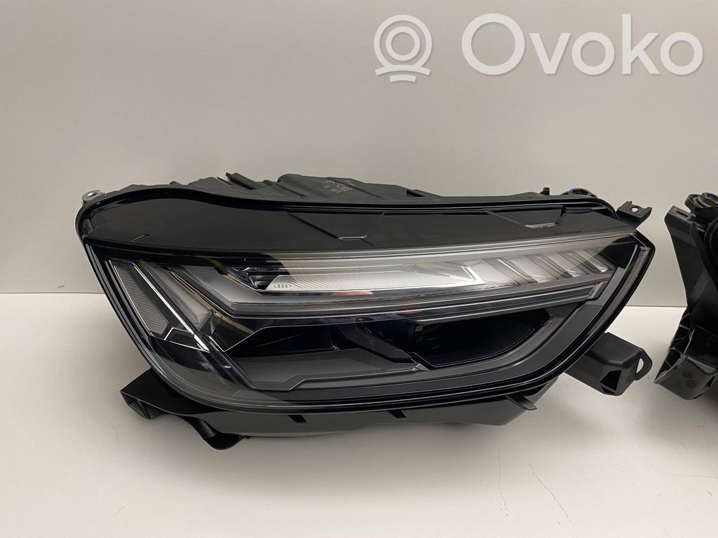 Audi Q5 SQ5 FY Lampa przednia 