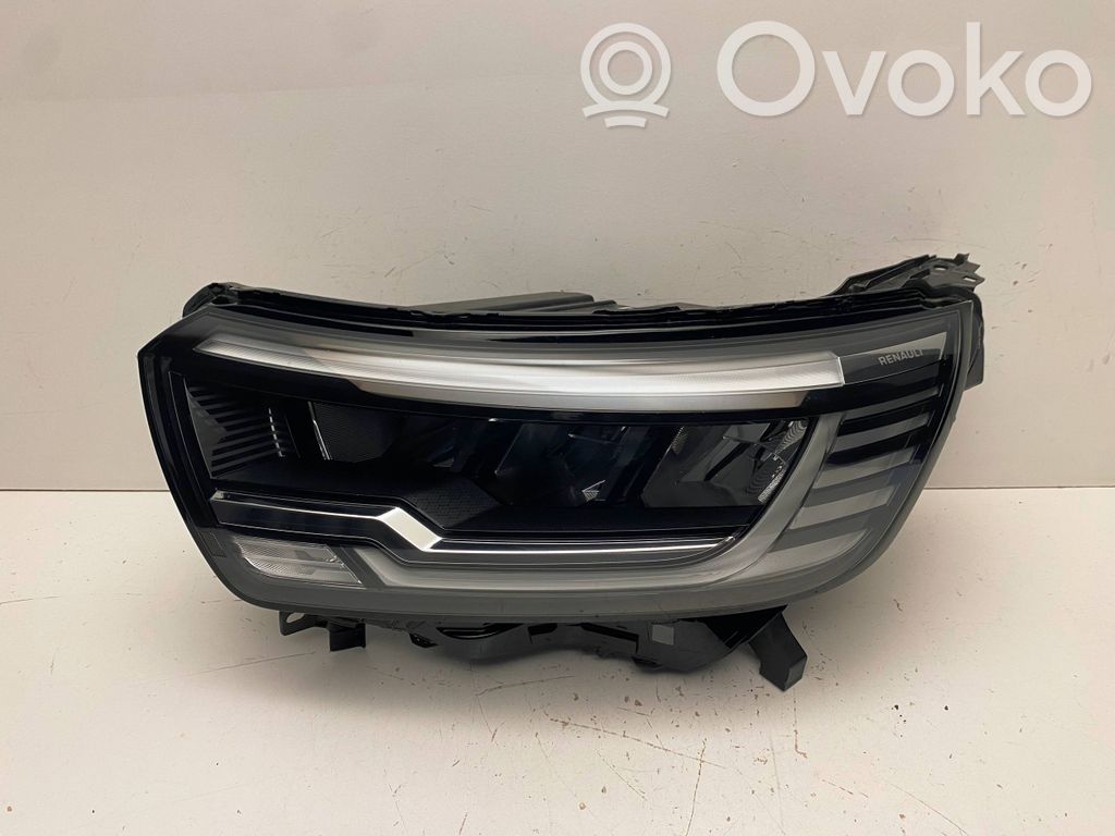 Renault Kangoo III Lampa przednia 