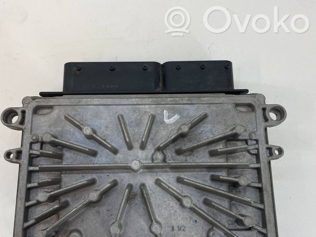 Engine control unit/module   31286086,1039S27438,0261209108