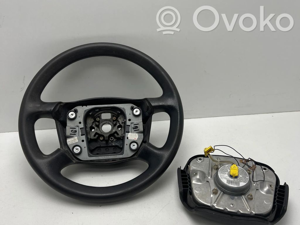 Audi A4 S4 B5 8D Kierownica 