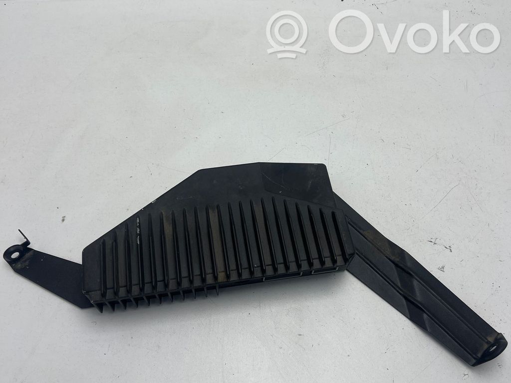 Volvo S60 Wzmacniacz audio 