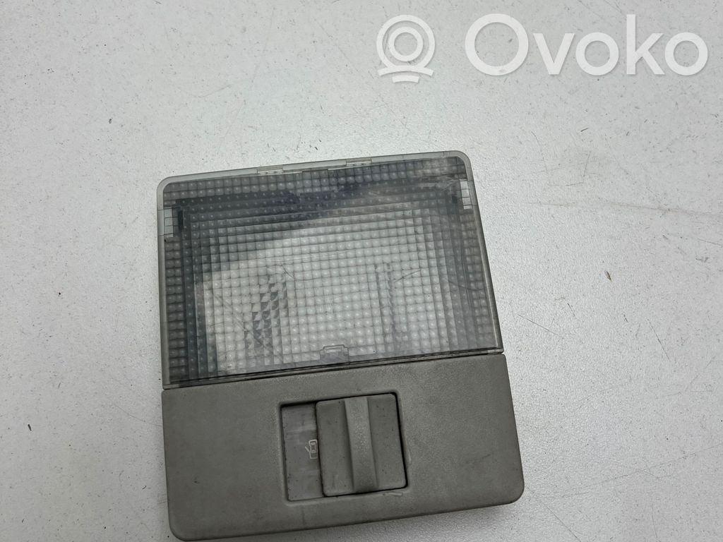 Audi A4 S4 B5 8D Lampka podsufitki tylna 