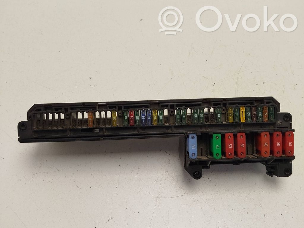 Fuse box set   15613290