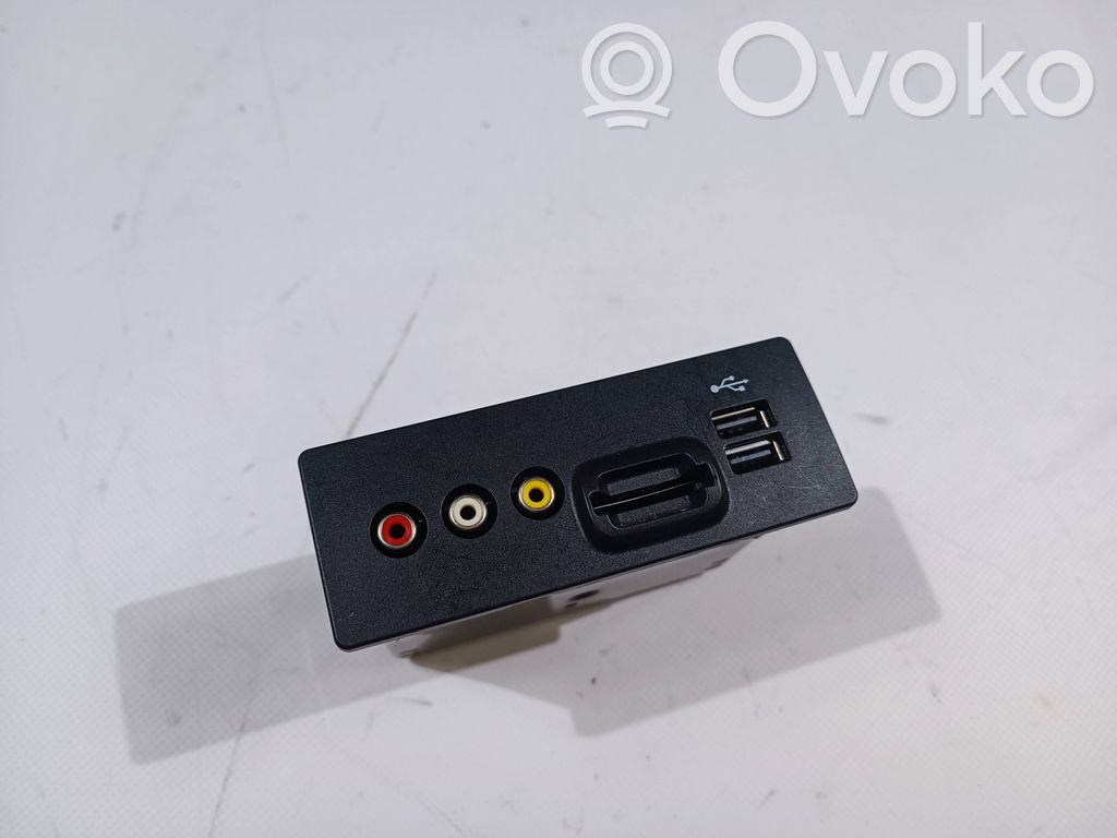 USB jungtis   BT4T14F014AD