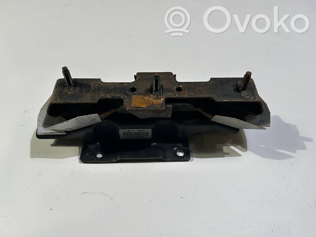 Gearbox mounting bracket   68149945AA