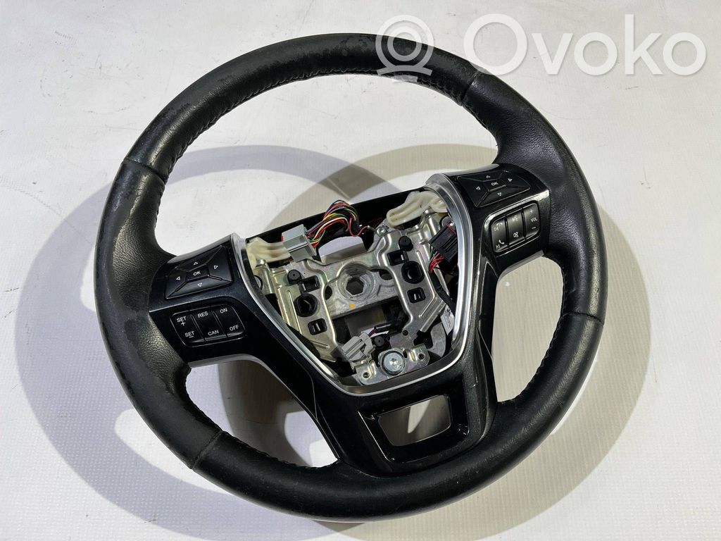 Steering wheel   FB533F563CM