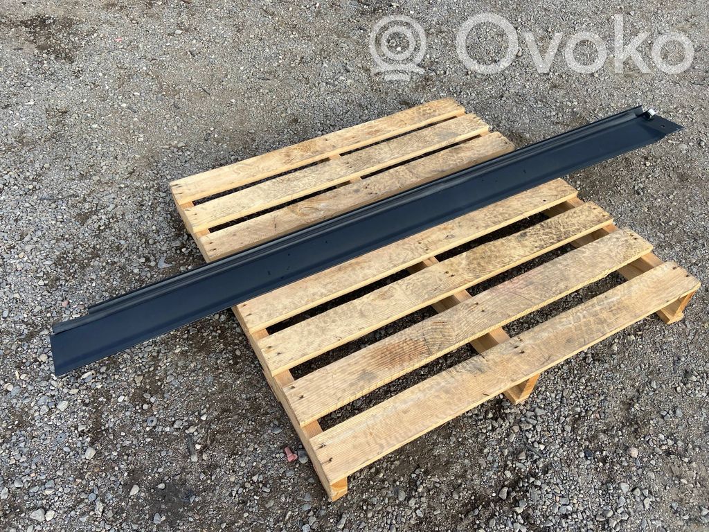 Ford Explorer V Sill/side skirt trim 