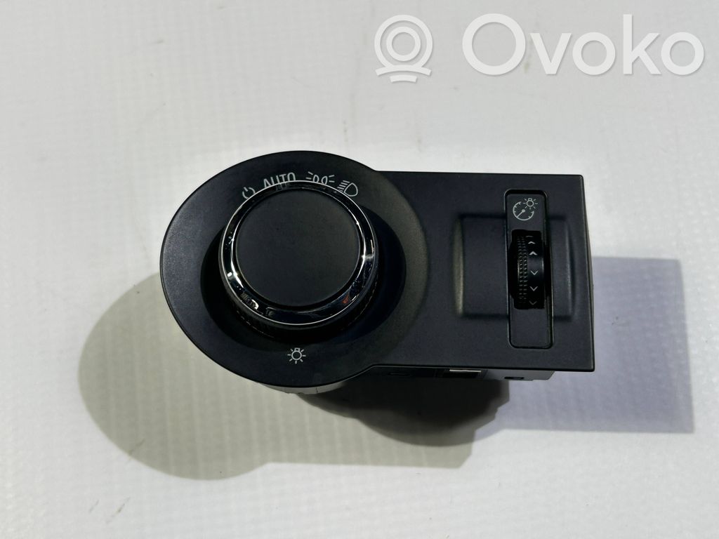 Chevrolet Camaro Light switch 