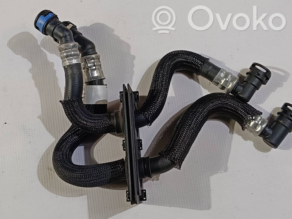 Przewód / Wąż chłodnicy   L1M318C266BMA,HM033,99708T8WT