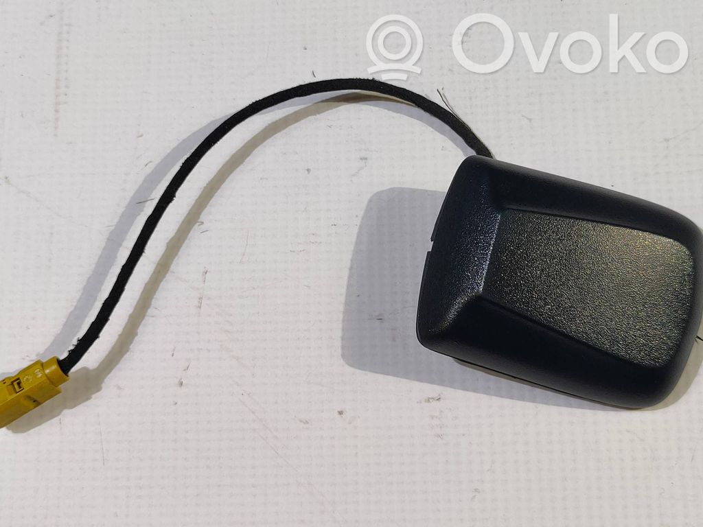 Dodge Charger Antena aérea GPS 
