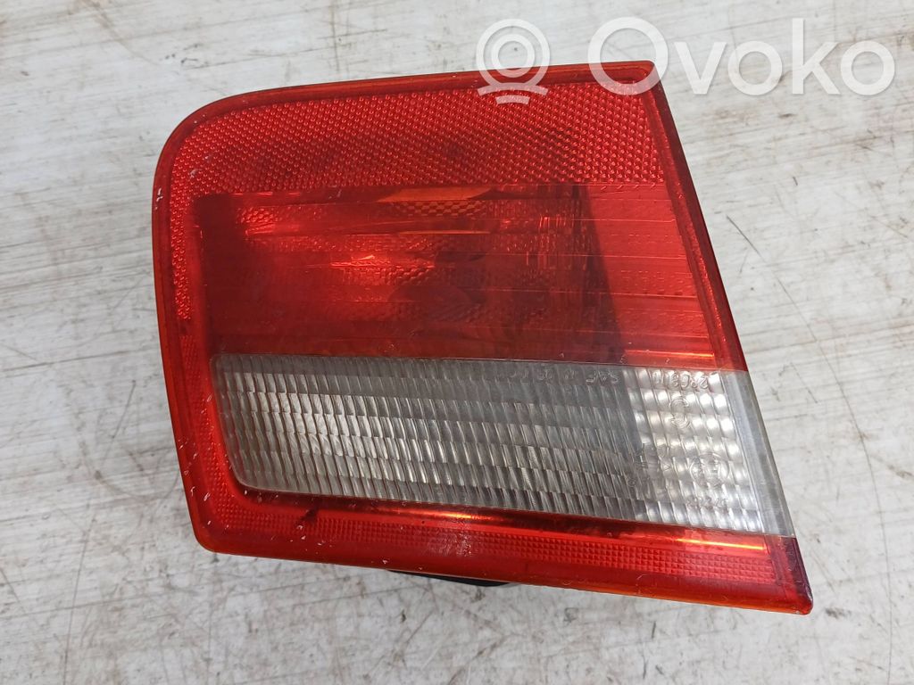 BMW 3 E46 Tailgate rear/tail lights 