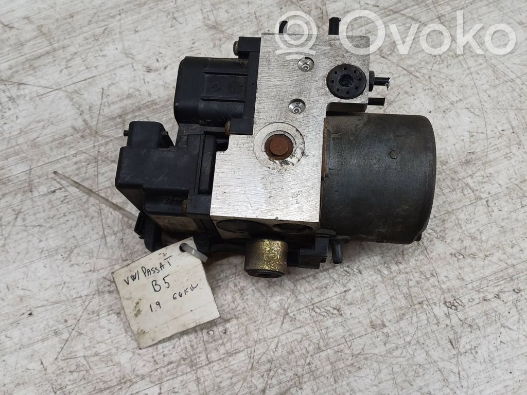Volkswagen PASSAT B5 ABS bloks 