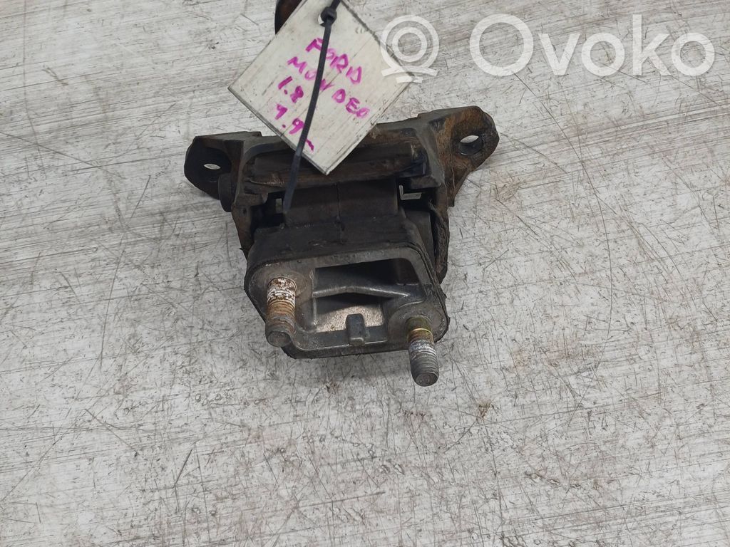 Ford Mondeo MK II Engine mount bracket 