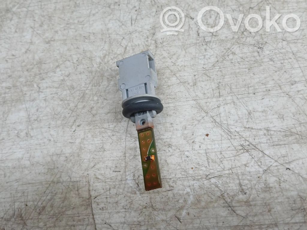 Volkswagen PASSAT B6 Innentemperatursensor 