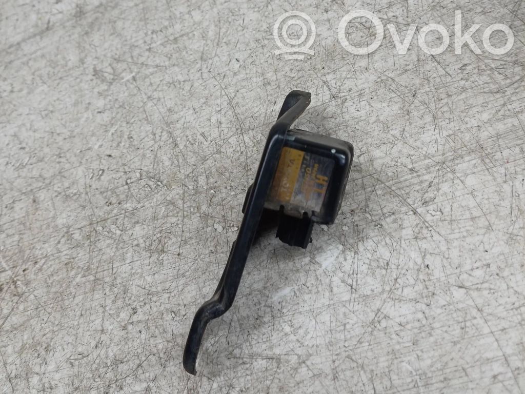 Toyota Corolla Verso E121 Airbagsensor Crashsensor Drucksensor 