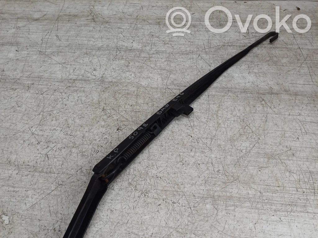 BMW 3 E46 Front wiper blade arm 