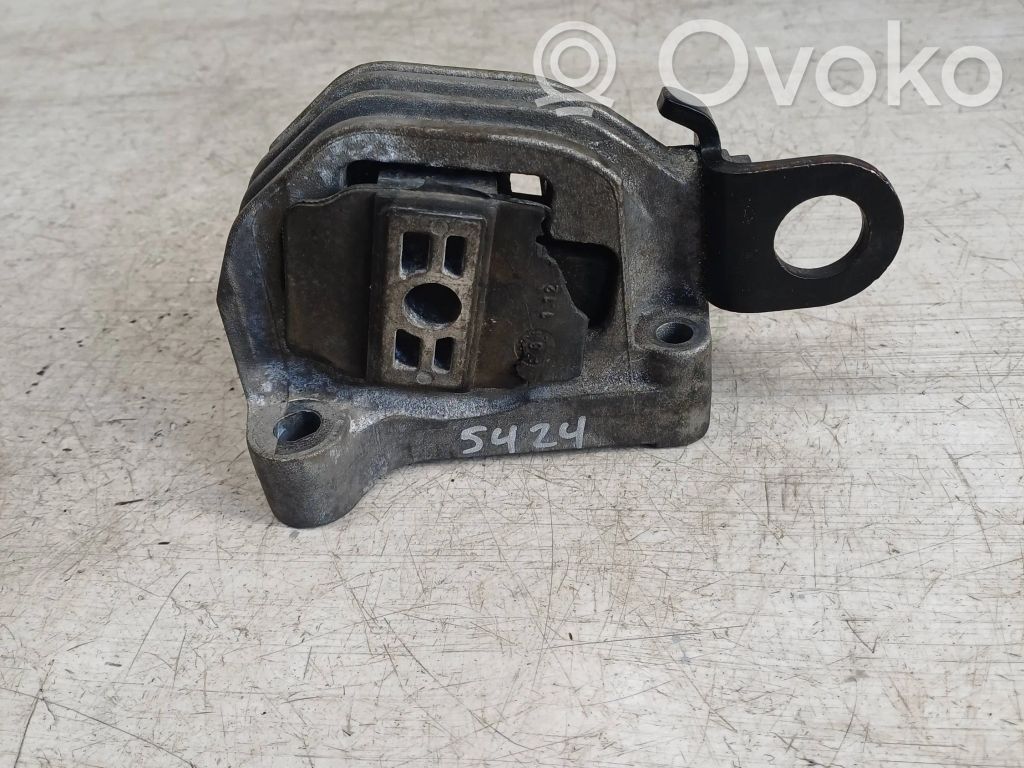 Volvo S80 Engine mount bracket 