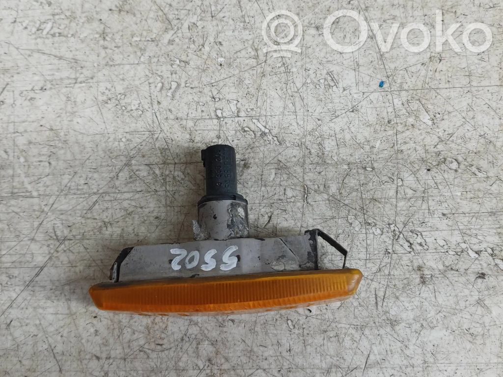 BMW 5 E39 Front fender indicator light 