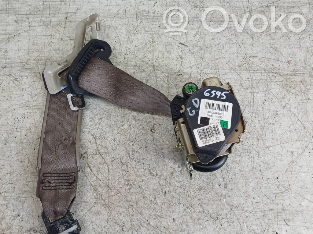 Volvo XC90 Cinturón trasero 